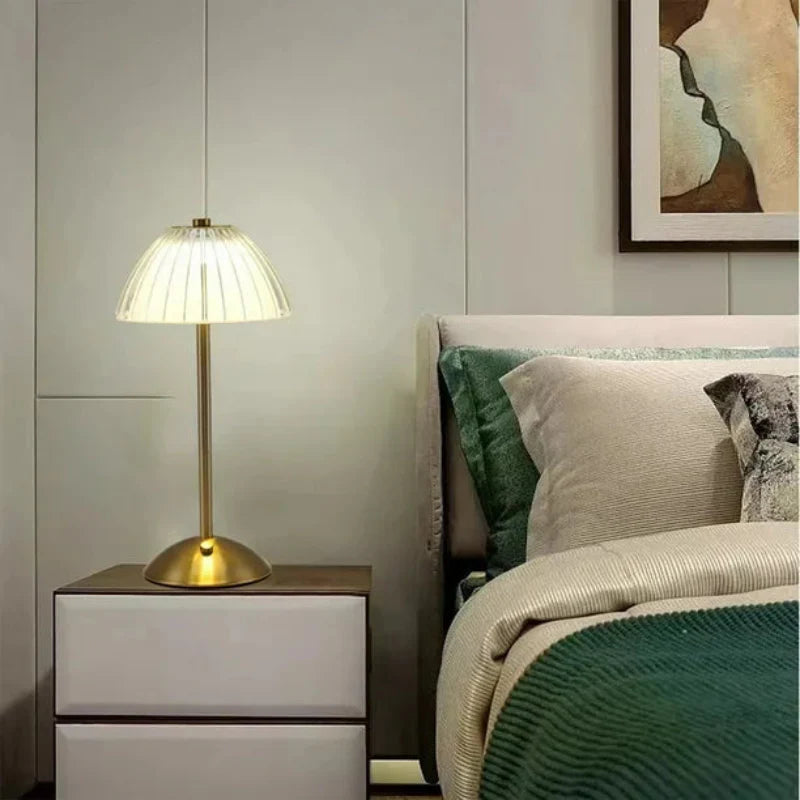 Dimmable Table Lamp