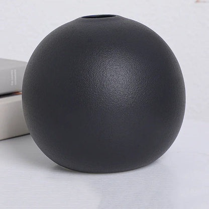 Round Black Vases